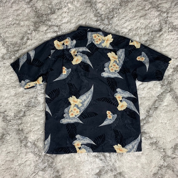 Blue Hawaiian Tommy Bahama Shirt Leeve Shirt Sz M - Picture 5 of 5